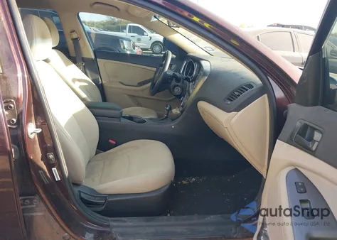 2015 Kia Optima Lx z USA, uszkodzony, nr VIN 5XXGM4A75FG451812